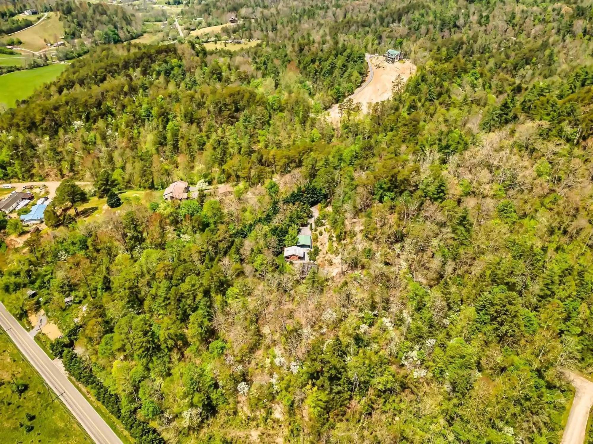 Вілла Tiny House, Wifi,Hot Tub,Secluded Cosby Екстер'єр фото